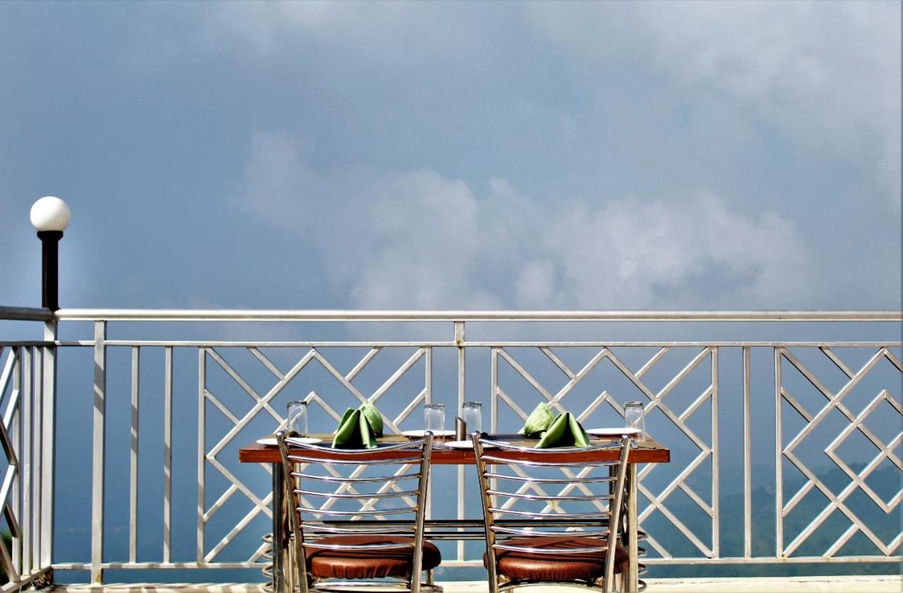Lotus Inn Hill View Shimla Zewnętrze zdjęcie